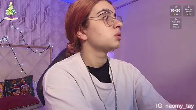 Naomy tay1 online show from December 21, 2025, 2:24 am