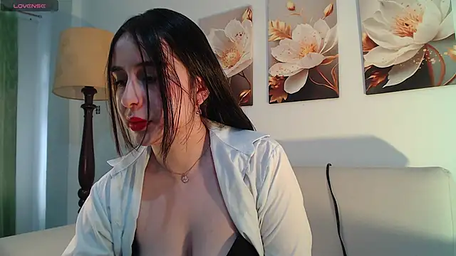 Snapshot of Violet_tay1 chatting on November 18, 2025, 11:57 am Violet tay1 online show from November 18, 2025, 11:57 am