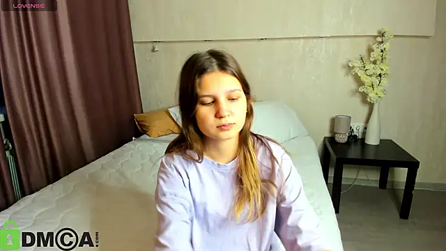 Elle Ellise online show from September 30, 2025, 12:16 am