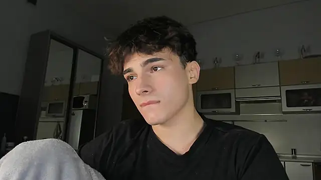 Snapshot of mystic_evan chatting on September 26, 2025, 11:22 pm mystic evan online show from September 26, 2025, 11:22 pm