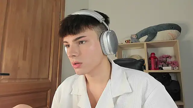 mystic evan online show from November 17, 2025, 12:53 pm