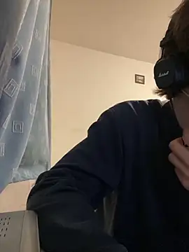 Imagerysin23 online show from November 4, 2025, 5:39 pm