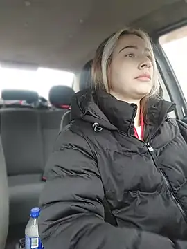 Reina Cummings online show from March 21, 2026, 6:03 am