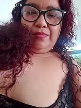 Snapshot of ladytropical1 chatting on October 23, 2025, 2:05 pm ladytropical1 online show from October 23, 2025, 2:05 pm