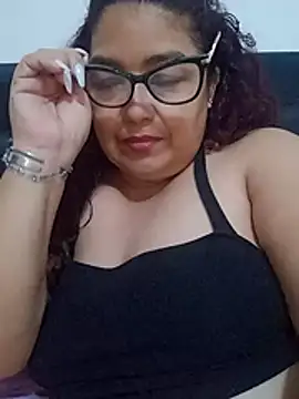 Snapshot of ladytropical1 chatting on January 17, 2026, 1:09 am ladytropical1 online show from January 17, 2026, 1:09 am