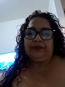 Snapshot of ladytropical1 chatting on December 4, 2025, 3:22 pm ladytropical1 online show from December 4, 2025, 3:22 pm