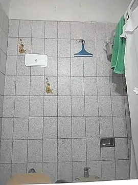 Snapshot of Auroraluna_- chatting on January 5, 2026, 10:13 pm Auroraluna - online show from January 5, 2026, 10:13 pm