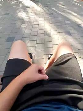 starvingo2002 online show from September 21, 2025, 7:57 am