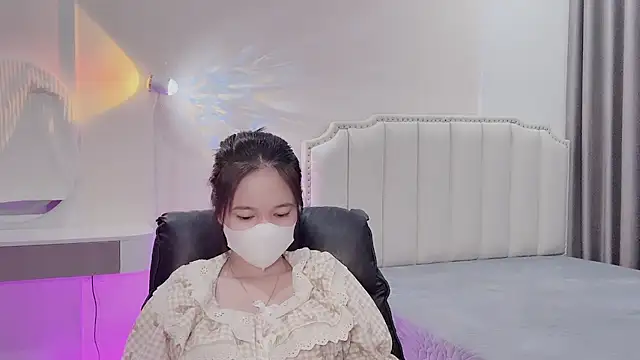  Dorry  online show from November 17, 2025, 4:22 pm