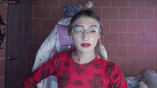 Andrea camilaaa online show from October 30, 2025, 6:16 pm