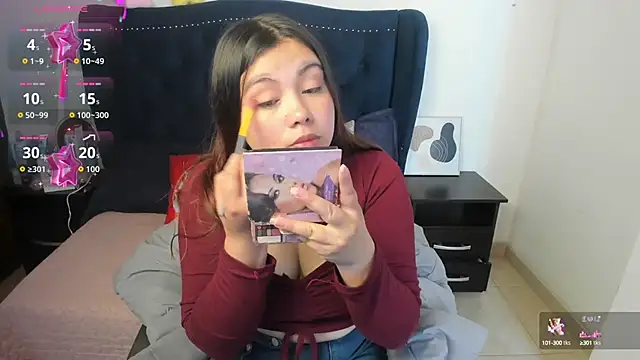 Snapshot of LucyPetit chatting on September 11, 2025, 1:00 pm LucyPetit online show from September 11, 2025, 1:00 pm