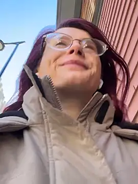 raen001 online show from March 26, 2026, 8:56 am