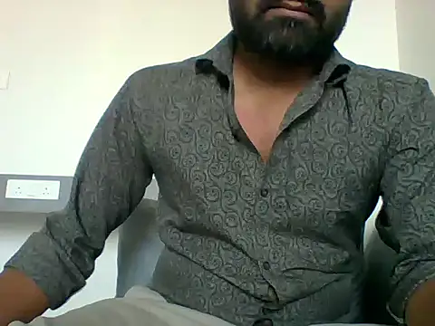 autophile-indian online show from November 26, 2025, 9:42 am