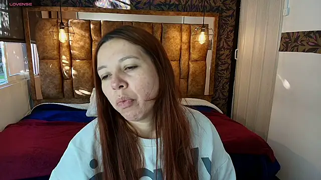 Snapshot of Isa_Thompson__ chatting on May 9, 2026, 11:57 am Isa Thompson online show from May 9, 2026, 11:57 am