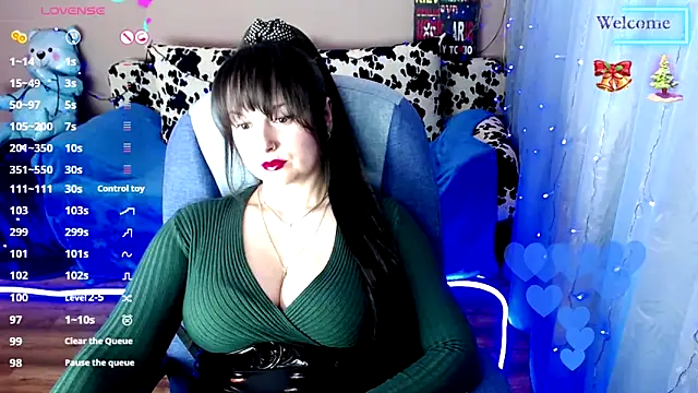 MilaRay online show from February 28, 2025, 2:31 pm