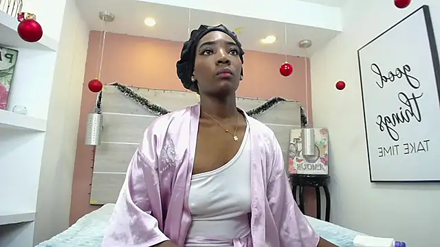 Snapshot of AlexandraCambell chatting on January 11, 2026, 11:17 am AlexandraCambell online show from January 11, 2026, 11:17 am