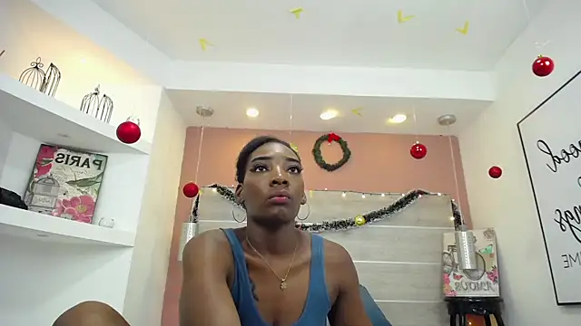 Snapshot of AlexandraCambell chatting on December 20, 2025, 1:08 am AlexandraCambell online show from December 20, 2025, 1:08 am