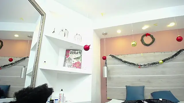 Snapshot of AlexandraCambell chatting on January 10, 2026, 11:11 pm AlexandraCambell online show from January 10, 2026, 11:11 pm