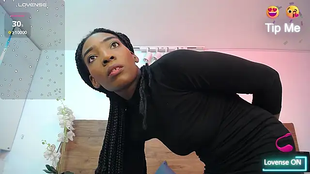 Snapshot of AlexandraCambell chatting on September 19, 2025, 8:57 pm AlexandraCambell online show from September 19, 2025, 8:57 pm