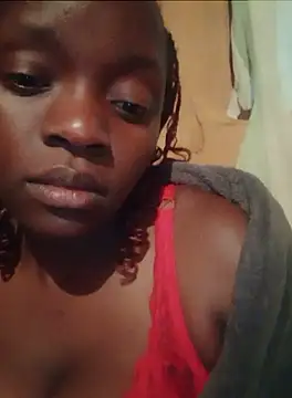 Snapshot of GoodnesszNeli chatting on October 19, 2025, 10:12 pm GoodnesszNeli online show from October 19, 2025, 10:12 pm