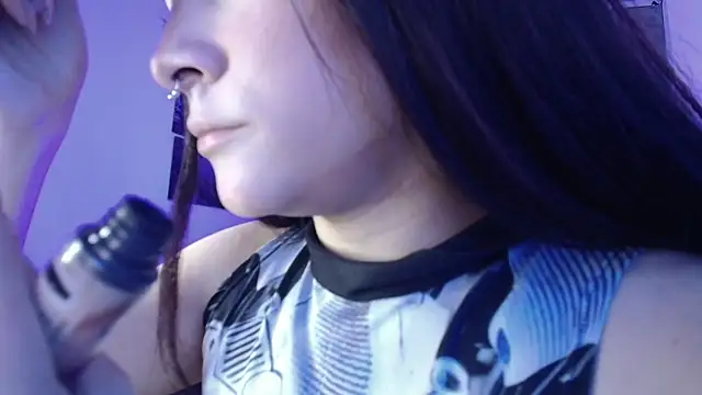 sakuramoss online show from October 19, 2025, 6:05 am