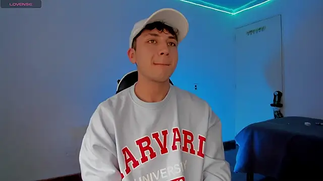 Casper   kyy online show from December 4, 2025, 1:32 pm