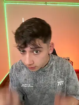 Snapshot of Casper___kyy chatting on October 4, 2025, 10:22 pm Casper   kyy online show from October 4, 2025, 10:22 pm