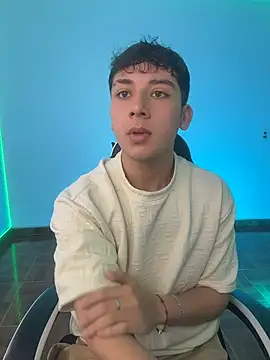 Snapshot of Casper___kyy chatting on October 25, 2025, 7:25 pm Casper   kyy online show from October 25, 2025, 7:25 pm