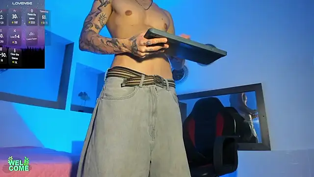 felix  star online show from November 11, 2025, 8:47 pm