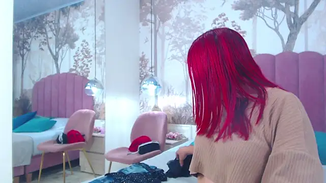 CorineRay online show from November 7, 2025, 3:16 pm