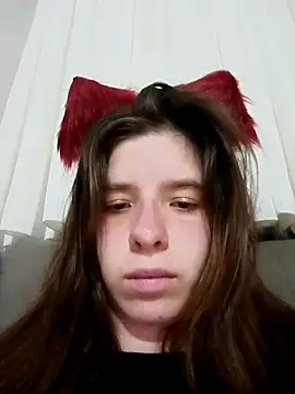 Snapshot of raposinharosada chatting on February 6, 2026, 1:45 am raposinharosada online show from February 6, 2026, 1:45 am