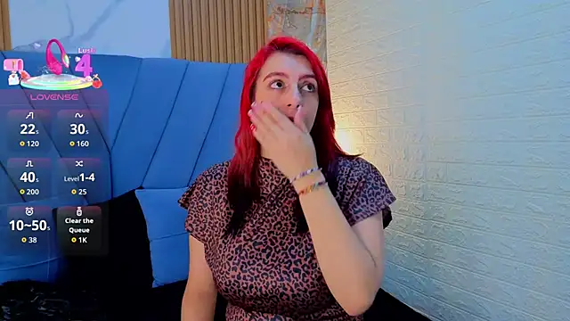 angel  red  online show from September 14, 2025, 3:18 am