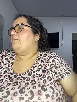 Snapshot of Mariana_cooper_07 chatting on December 17, 2025, 10:15 pm Mariana cooper 07 online show from December 17, 2025, 10:15 pm