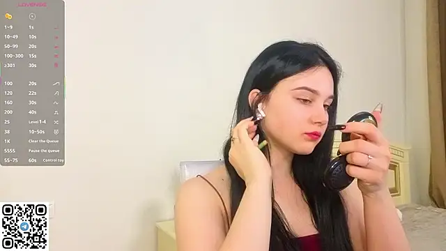 EnricaElis online show from March 5, 2026, 8:16 pm