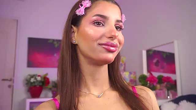 Snapshot of ZariaVera chatting on September 25, 2025, 6:14 pm ZariaVera online show from September 25, 2025, 6:14 pm