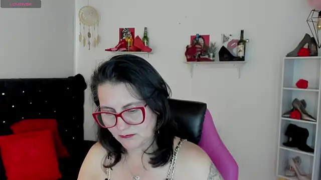 Snapshot of D_Martii chatting on September 20, 2025, 11:15 am D Martii online show from September 20, 2025, 11:15 am
