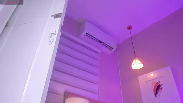  paula x online show from November 17, 2025, 11:36 am