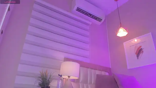  paula x online show from November 8, 2025, 11:36 am