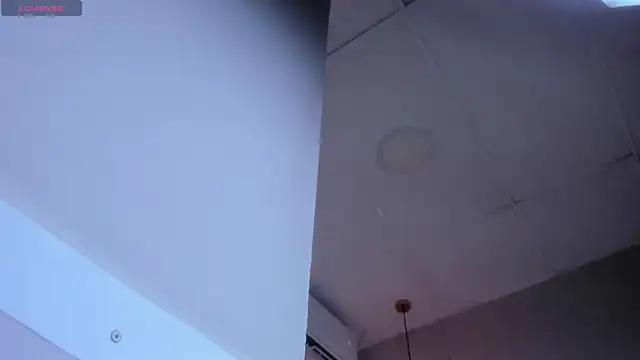  paula x online show from November 10, 2025, 11:37 am