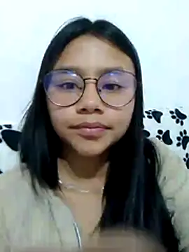 Snapshot of SofieLove_01 chatting on April 8, 2026, 6:59 am SofieLove 01 online show from April 8, 2026, 6:59 am