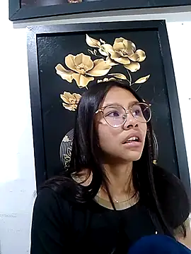 SofieLove 01 online show from December 16, 2025, 8:29 am