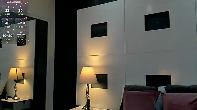 Snapshot of salem_rose chatting on February 26, 2026, 7:58 pm salem rose online show from February 26, 2026, 7:58 pm