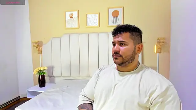 michael hill1 online show from November 19, 2025, 8:20 pm