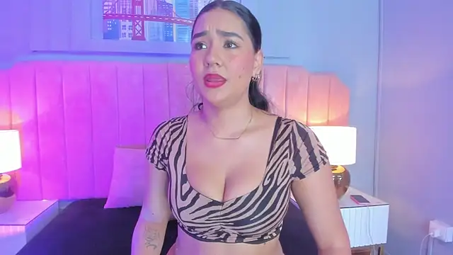 noa moon online show from September 28, 2025, 11:06 am