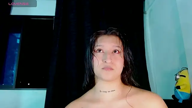 EVAH LEE  online show from May 23, 2026, 1:59 am