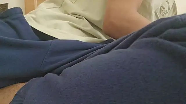 boy69horny online show from October 6, 2025, 9:32 am
