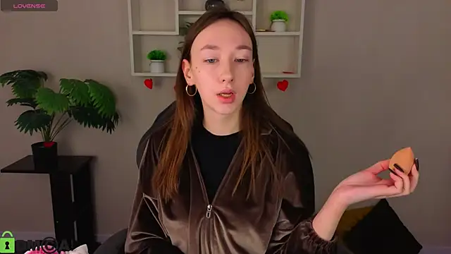 Miche1le Allenne online show from February 16, 2026, 12:53 am