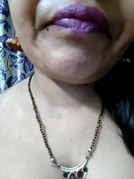 Sofia-ex online show from May 18, 2026, 4:07 am