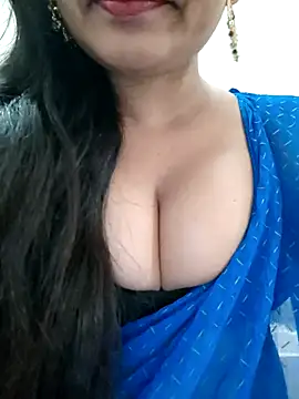 Snapshot of Sofia-ex chatting on November 24, 2025, 8:03 am Sofia-ex online show from November 24, 2025, 8:03 am