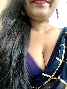 Snapshot of Sofia-ex chatting on October 21, 2025, 8:25 am Sofia-ex online show from October 21, 2025, 8:25 am